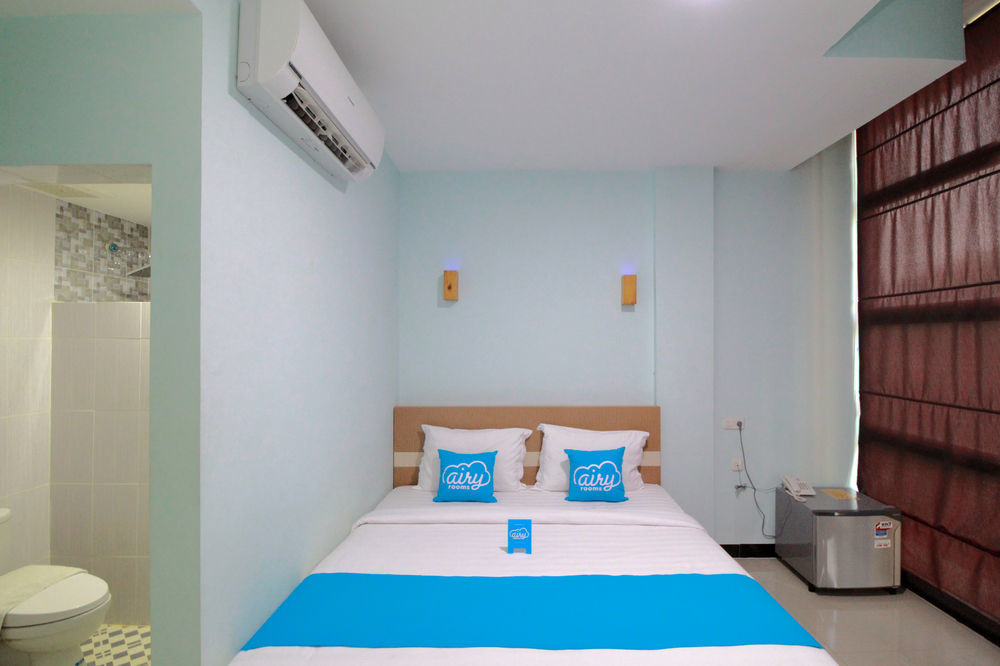 Amaliun Hotel Медан Екстериор снимка