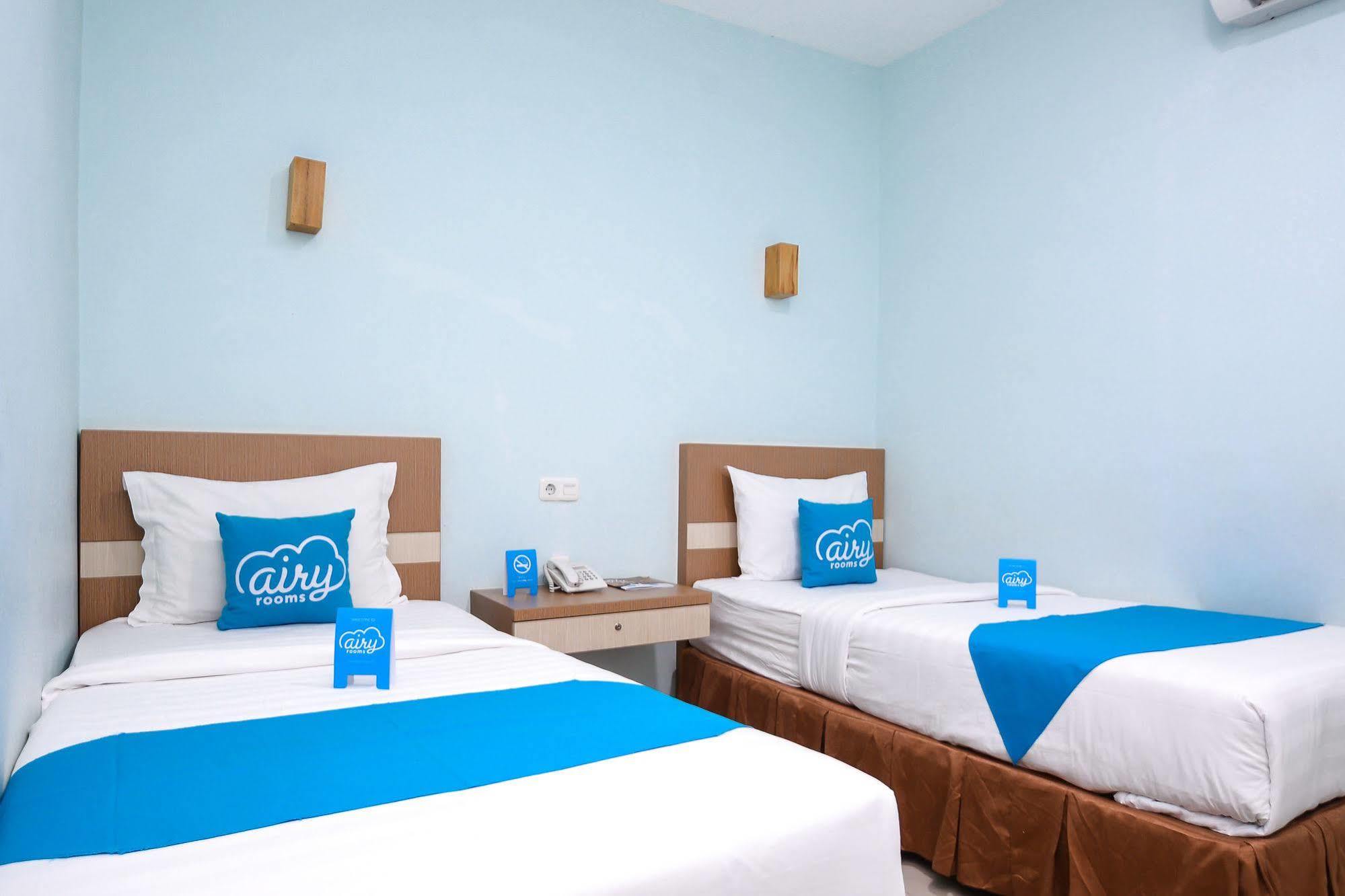 Amaliun Hotel Медан Екстериор снимка